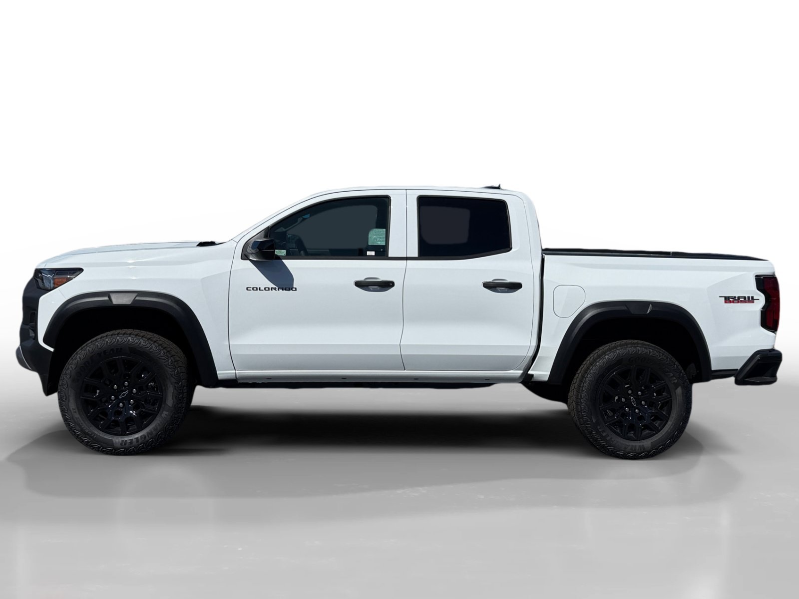 New 2026 Summit White Chevrolet 4WD Trail Boss image 2