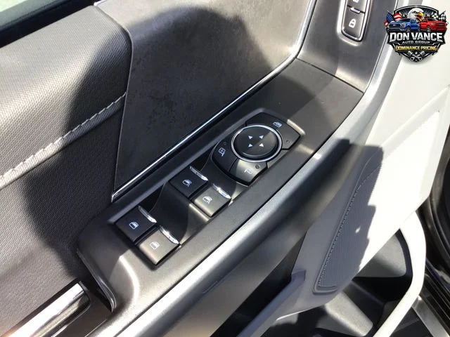 Used 2024 Black Ford XLT image 11