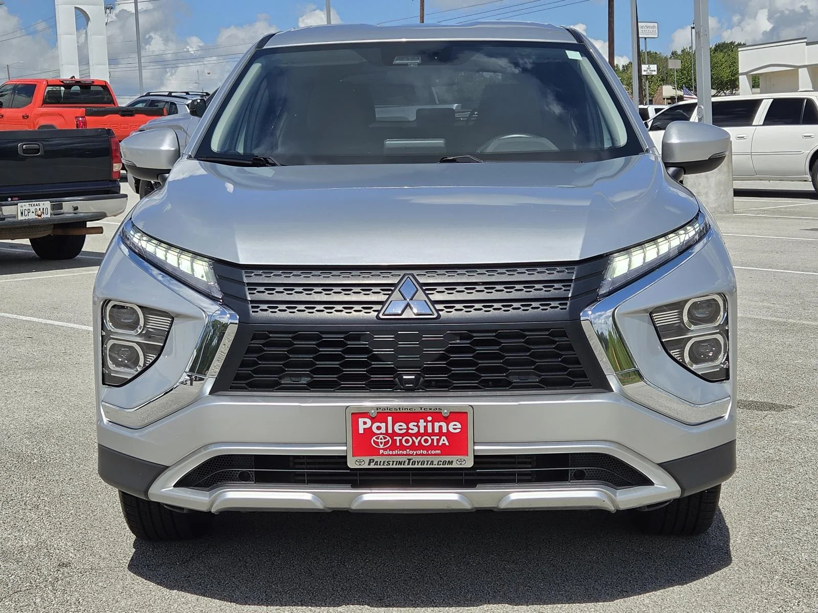 Used 2025 Alloy Silver Metallic Mitsubishi SE S-AWC image 2
