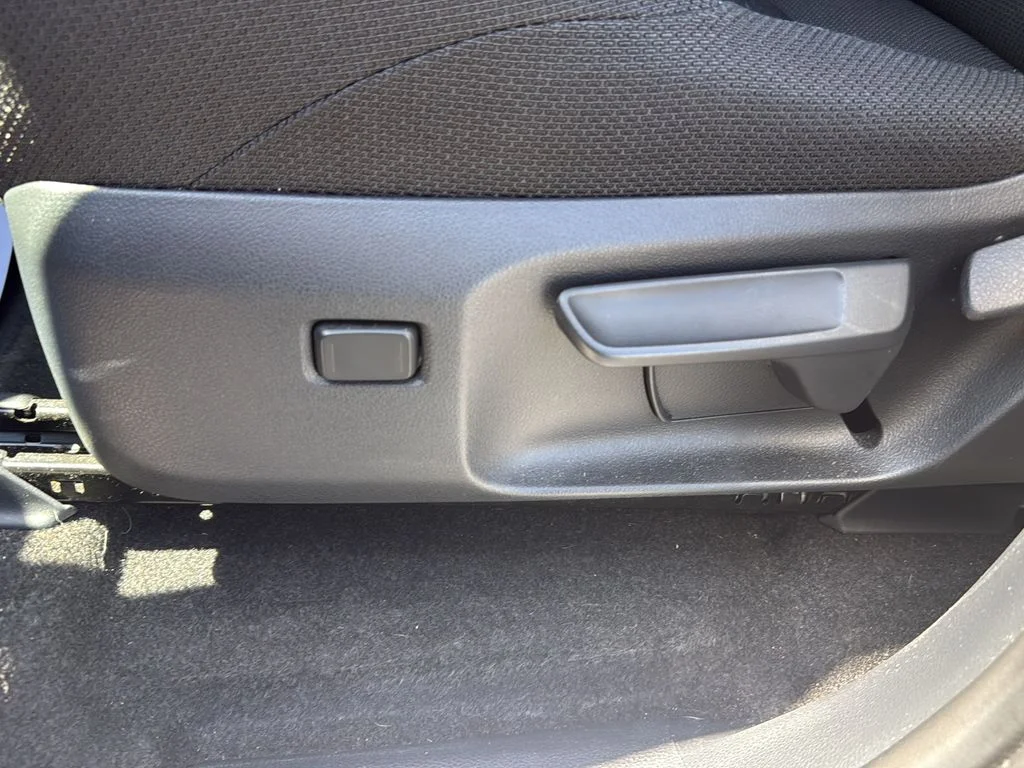 Used 2025 Silver Toyota SR5 image 26