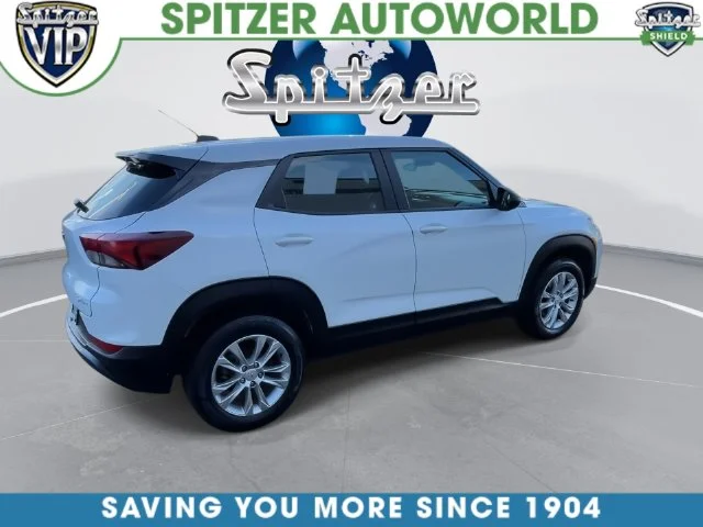 Used 2021 White Chevrolet LS image 16