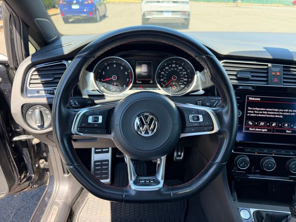 Used 2021 Deep Black Pearl Volkswagen 2.0T SE image 20