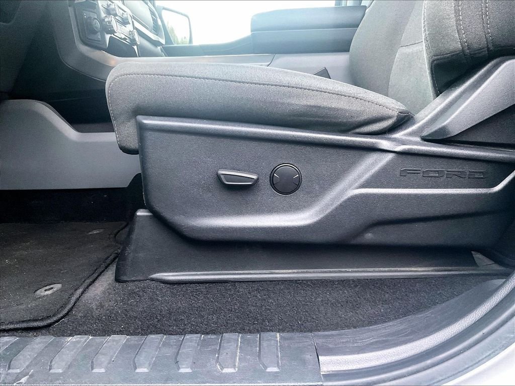 Used 2024 Silver Ford XLT image 27