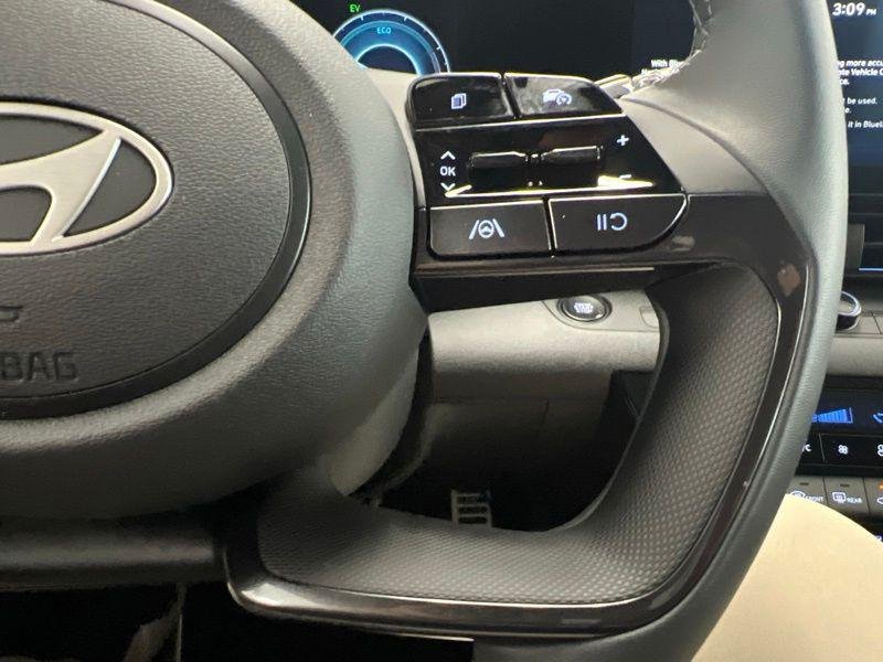 New 2026 Black Hyundai SEL Sport image 22