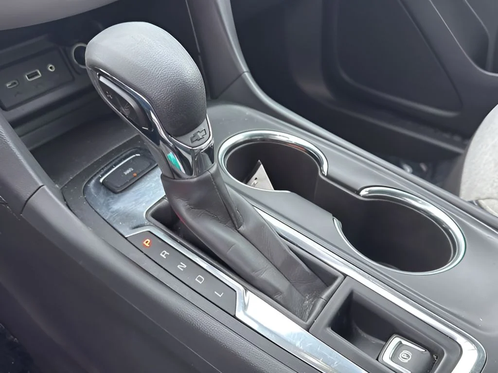 2023 Chevrolet Equinox LT - Photo 18