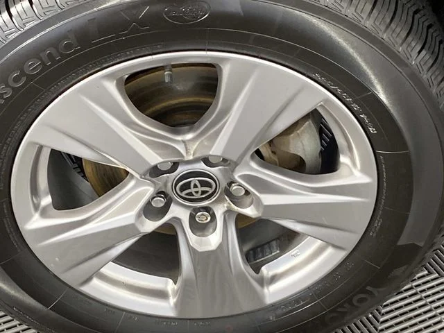 Used 2023 Gray Toyota XLE image 29