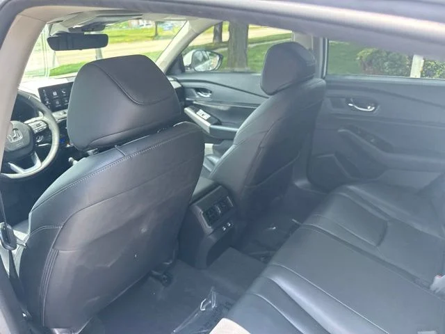 Used 2023 White Honda Touring image 13