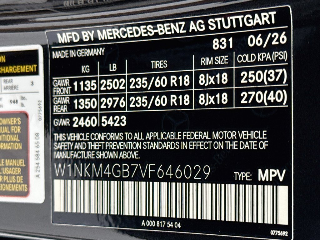 New 2027 Graphite Grey Metallic Mercedes-Benz GLC 300 image 35
