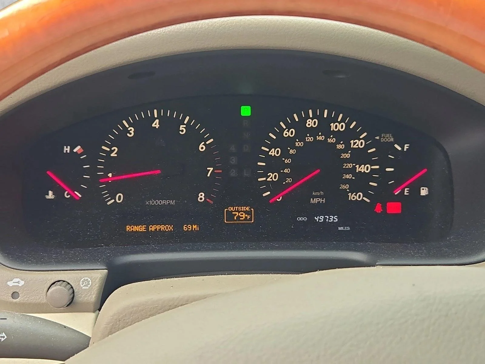 Used 2003 White Lexus  image 9