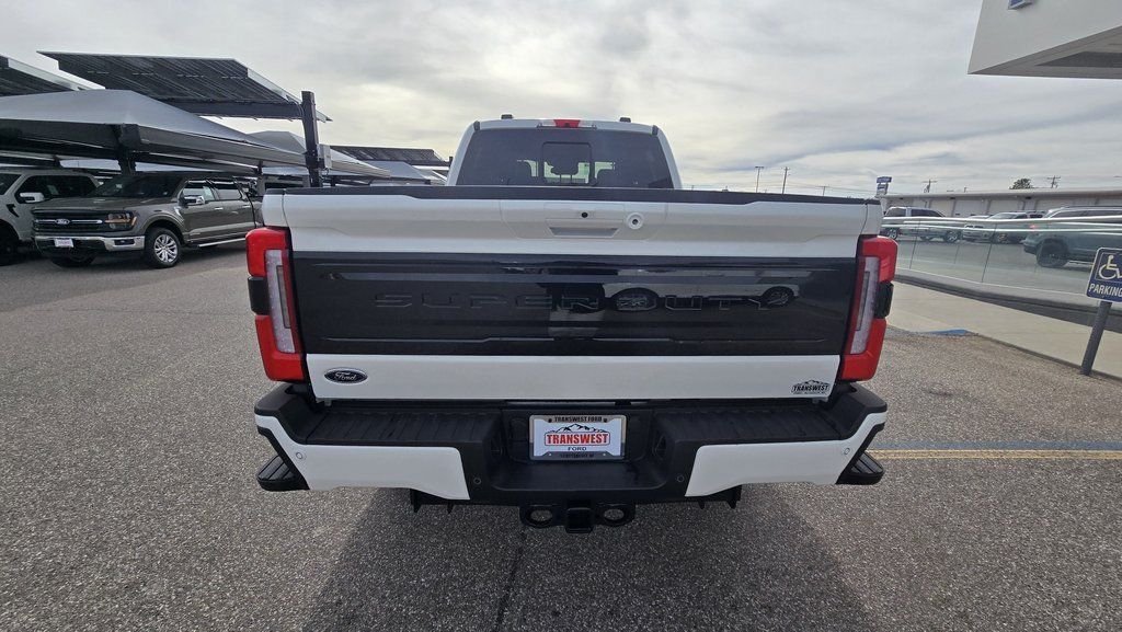 2026 Ford F-250 Super Duty Platinum - Photo 10