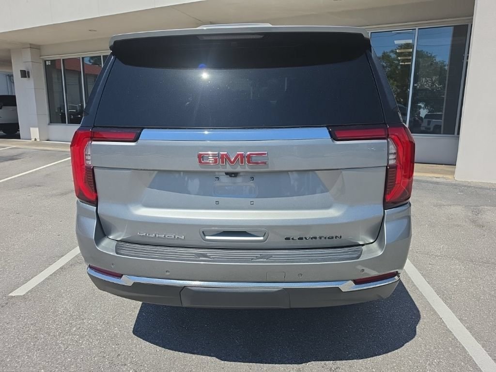 Used 2025 Silver GMC Elevation image 7