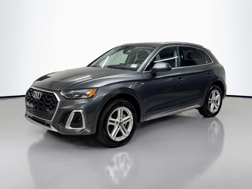 Used 2025 Gray Audi 55 Premium Plus image 1