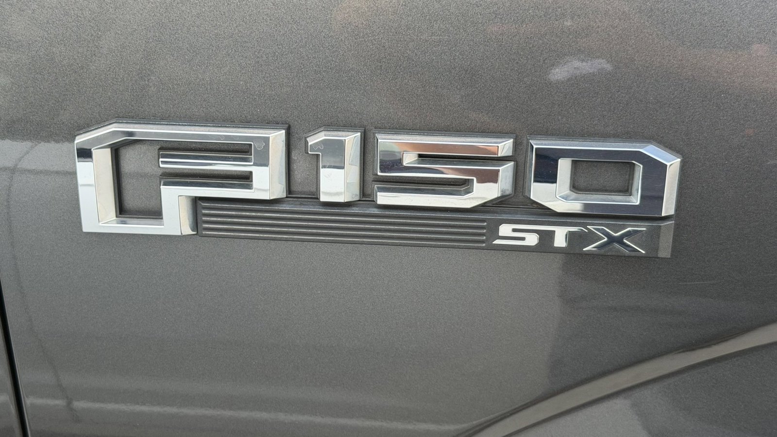 Certified Used 2018 Magnetic Ford XL image 6