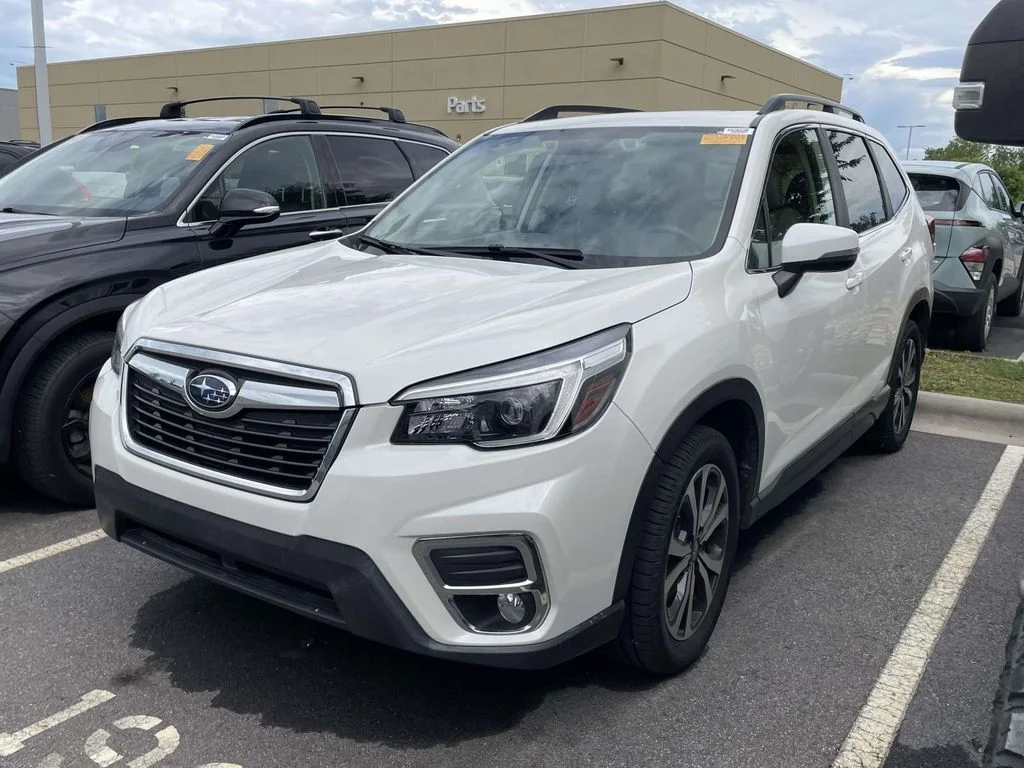 Used 2021 Crystal White Pearl Subaru Limited image 2