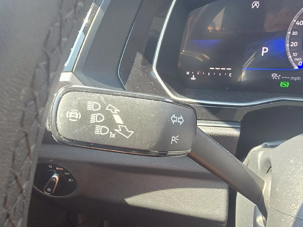 Certified Used 2024  Volkswagen 1.5T SE image 25