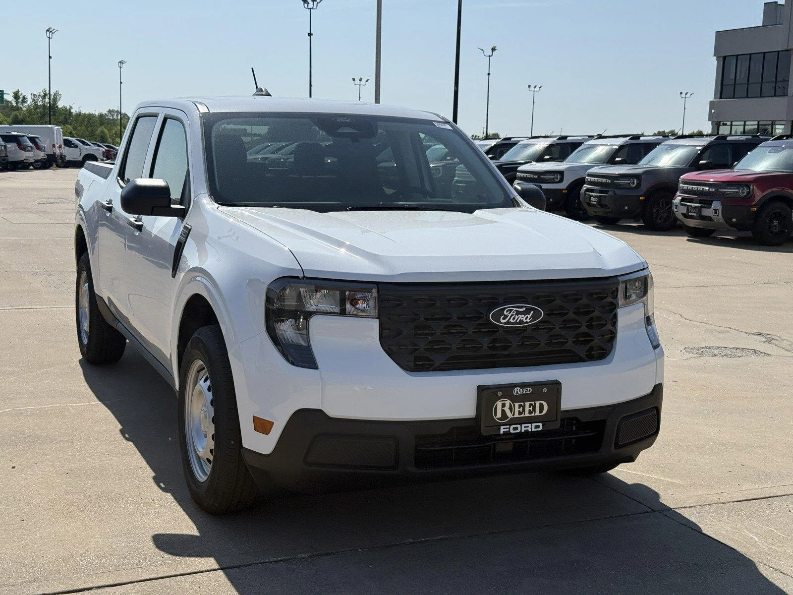 New 2026 Oxford White Ford XL image 2