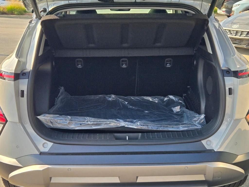 Used 2026 Cyber Gray Metallic Hyundai Limited image 12