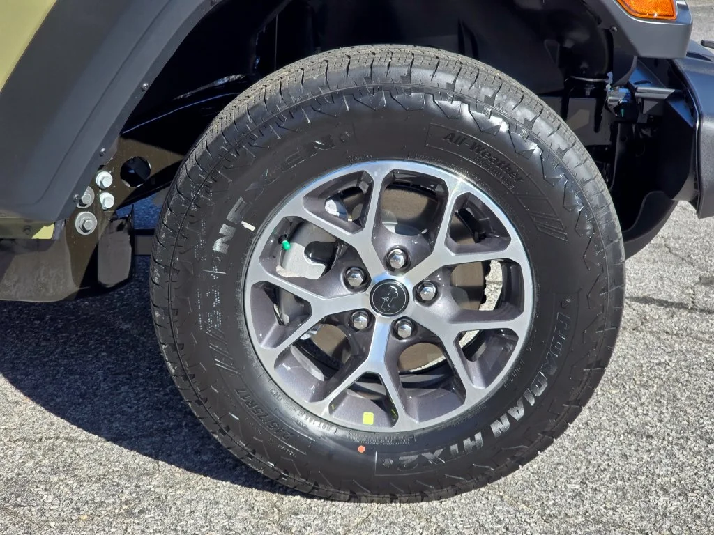 New 2027 Green Jeep Sport S image 14