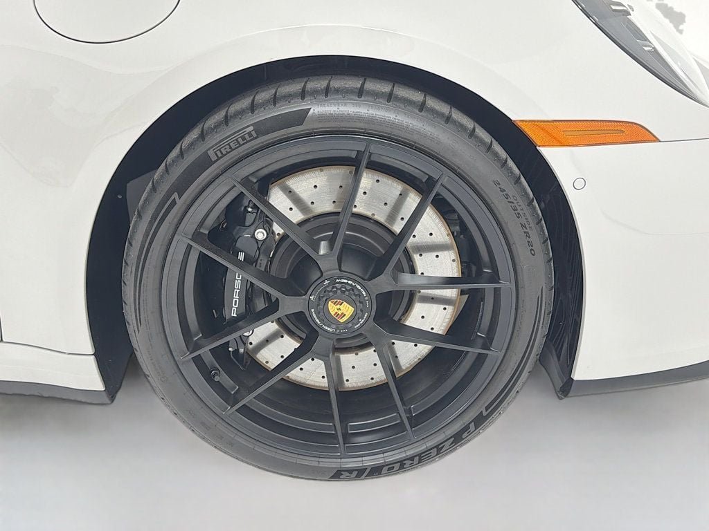 Used 2026 Chalk Porsche Targa 4 GTS image 39