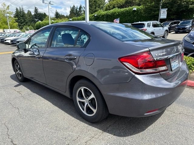 Used 2015 Gray Honda SE image 4
