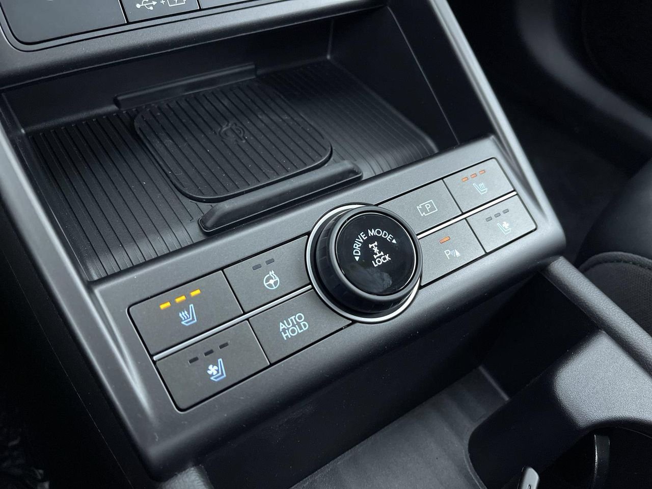 New 2026 Cyber Gray Metallic Hyundai Limited AWD image 20