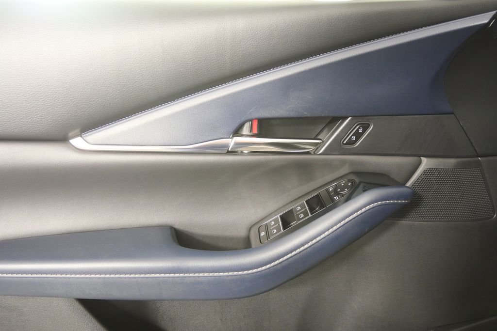 Used 2021 Jet Black Mazda Preferred image 8
