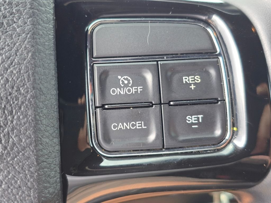 Used 2020 Silver Dodge SE Plus image 27