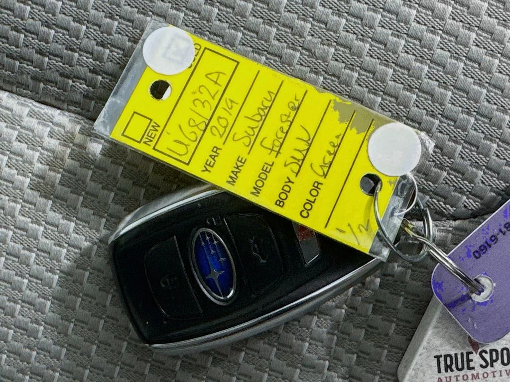 Used 2019 Green Subaru Premium image 38
