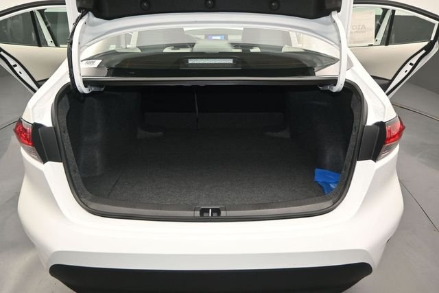 New 2026 Ice Cap Toyota LE image 12