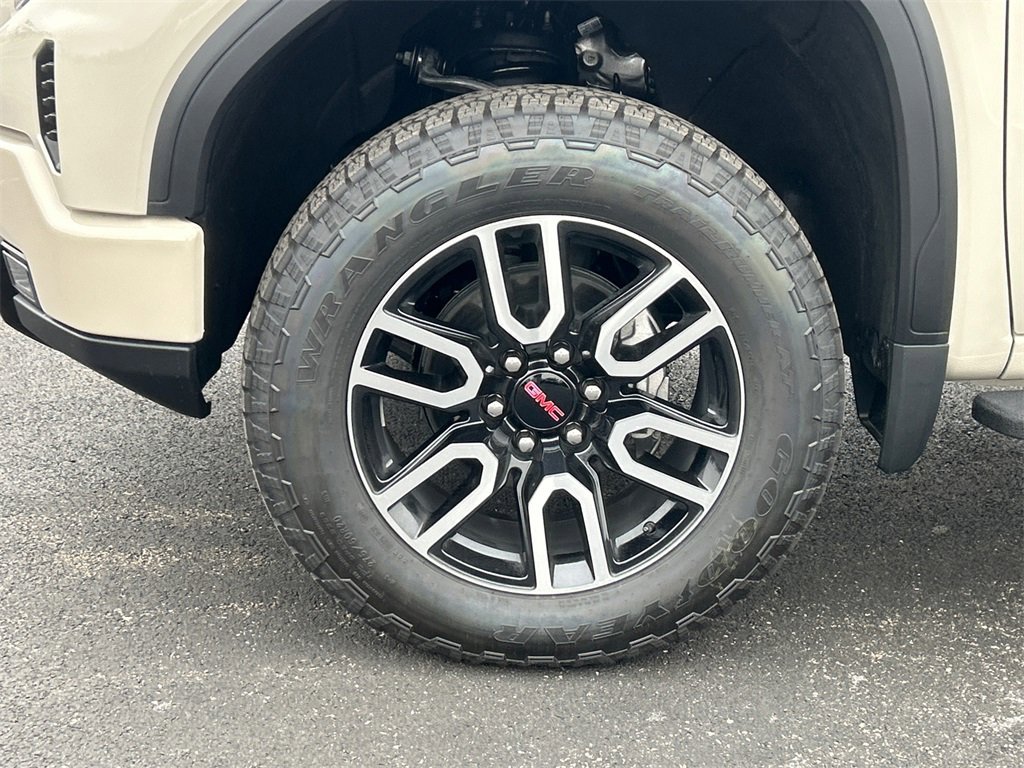 2026 GMC SIERRA - Image 10