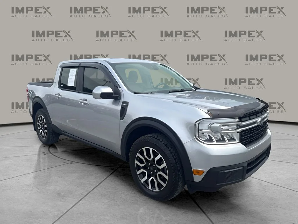 Used 2023 Silver Ford Lariat image 4