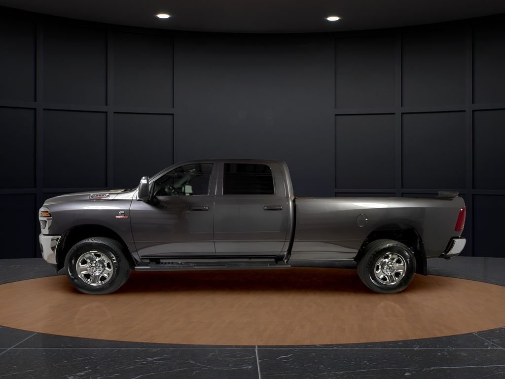 New 2026 Granite Crystal Metallic Clearcoat RAM Tradesman image 4
