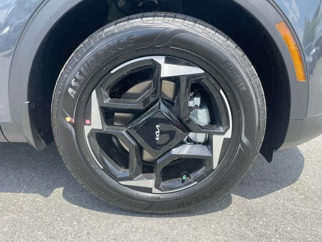 New 2026 Gray Kia EX image 7