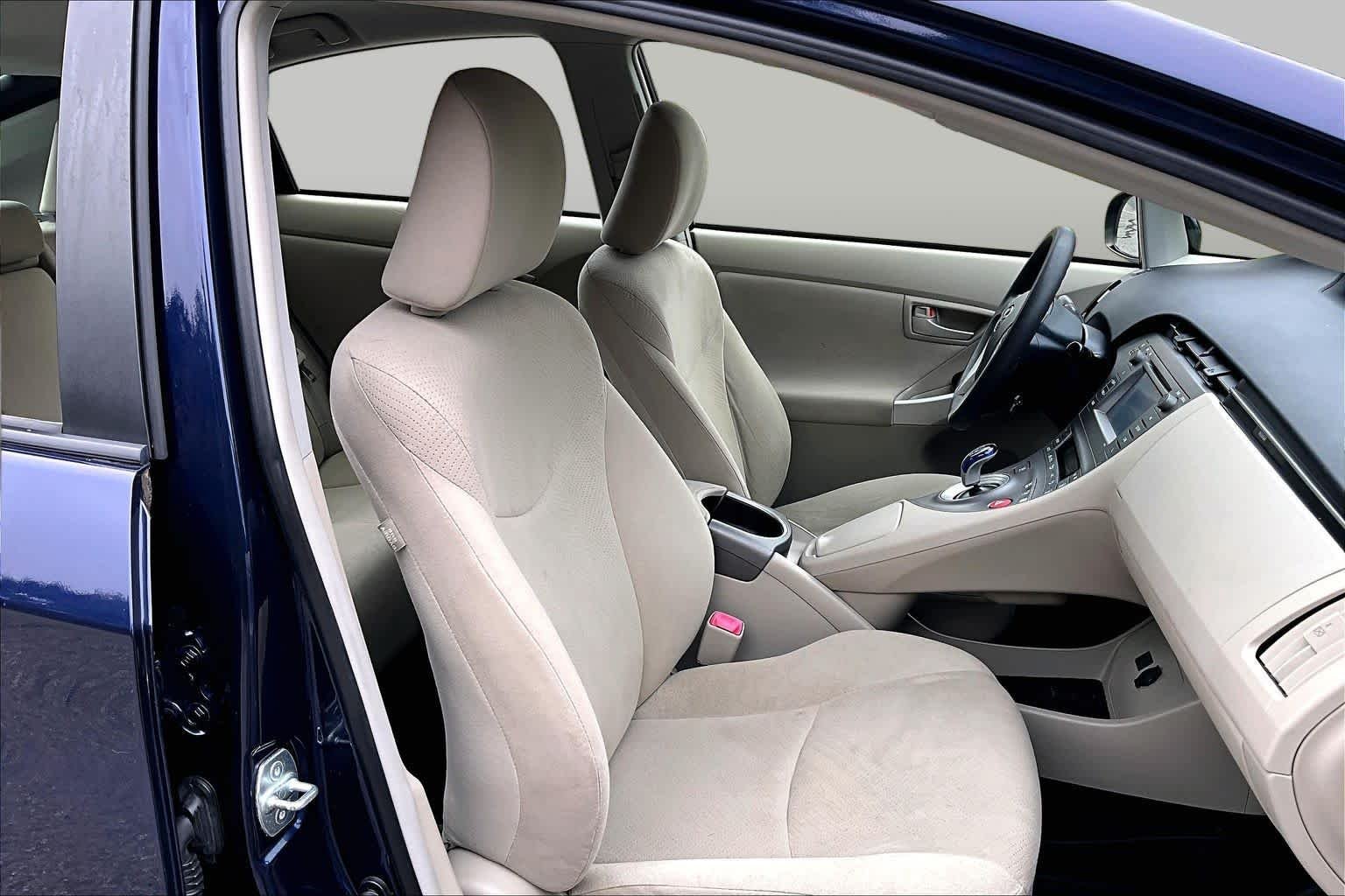 Used 2013 Nautical Blue Metallic Toyota Two image 8