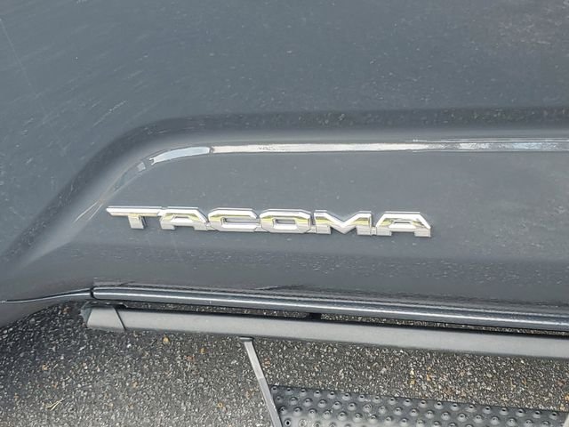 Used 2024  Toyota SR5 image 26