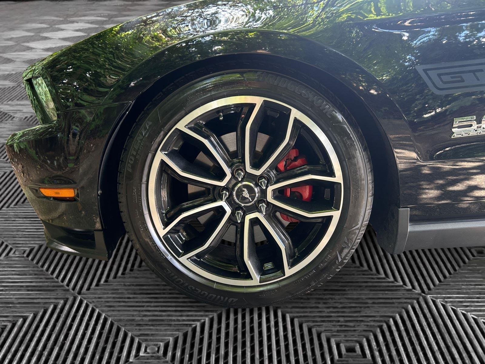 Used 2012 Black Ford GT Premium image 14