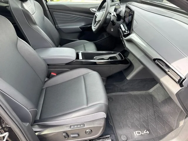 Certified Used 2023 Deep Black Volkswagen Pro S image 20