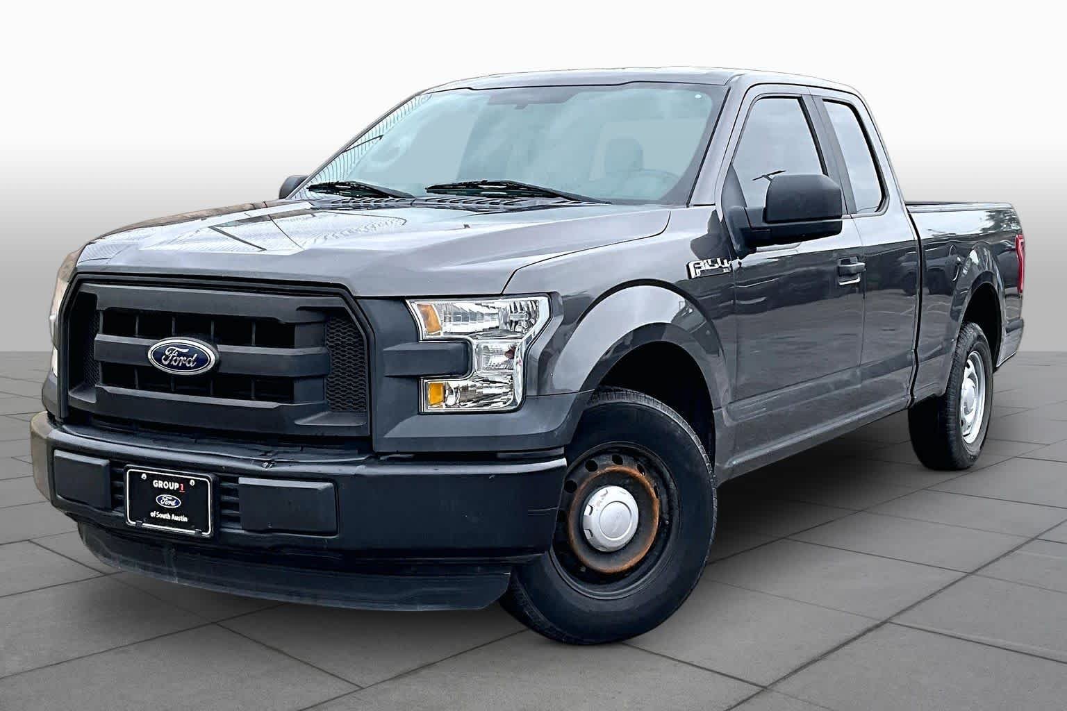 Used 2015 Magnetic Metallic Ford XL image 35