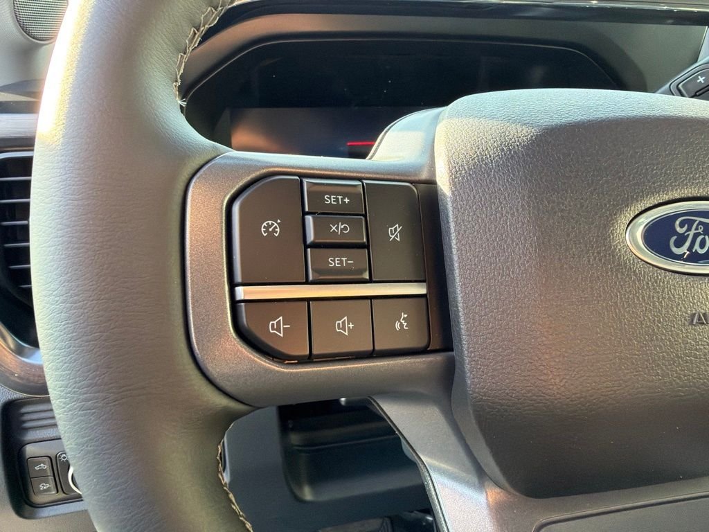 New 2026 Glacier Gray Metallic Tri-Coat Ford F-250® Lariat® image 29