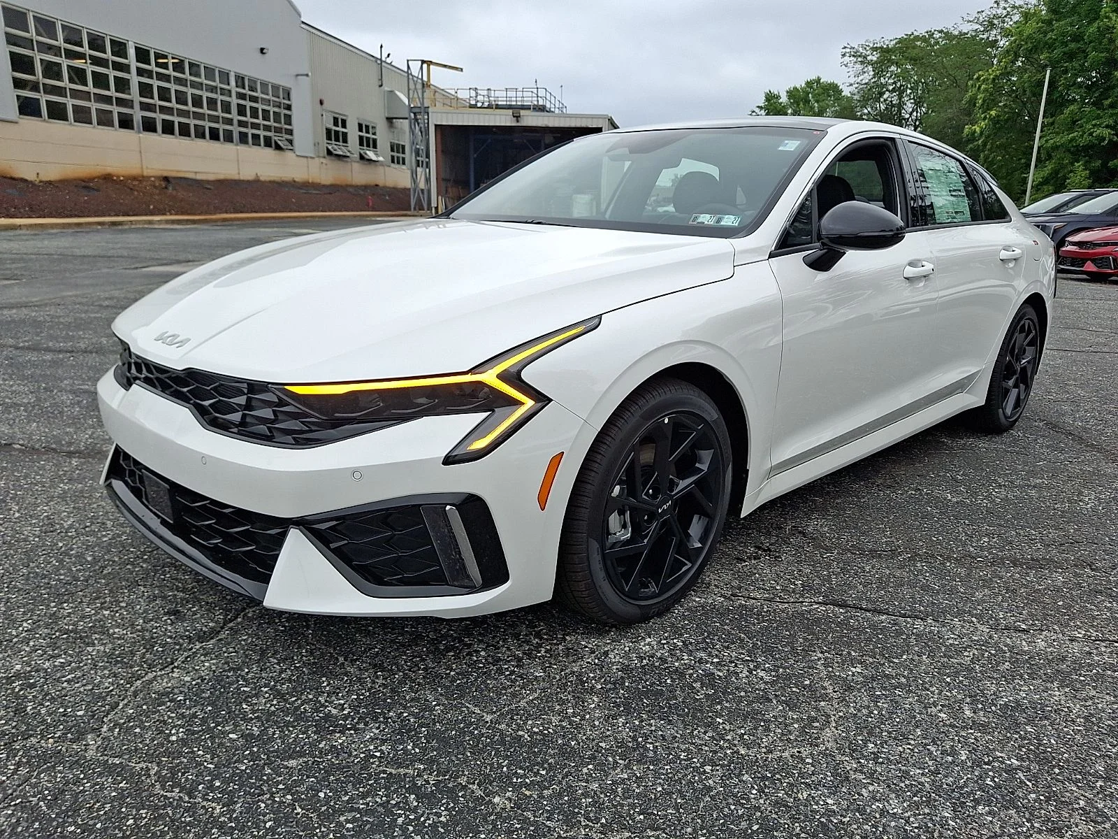 New 2026 White Kia GT-Line image 4