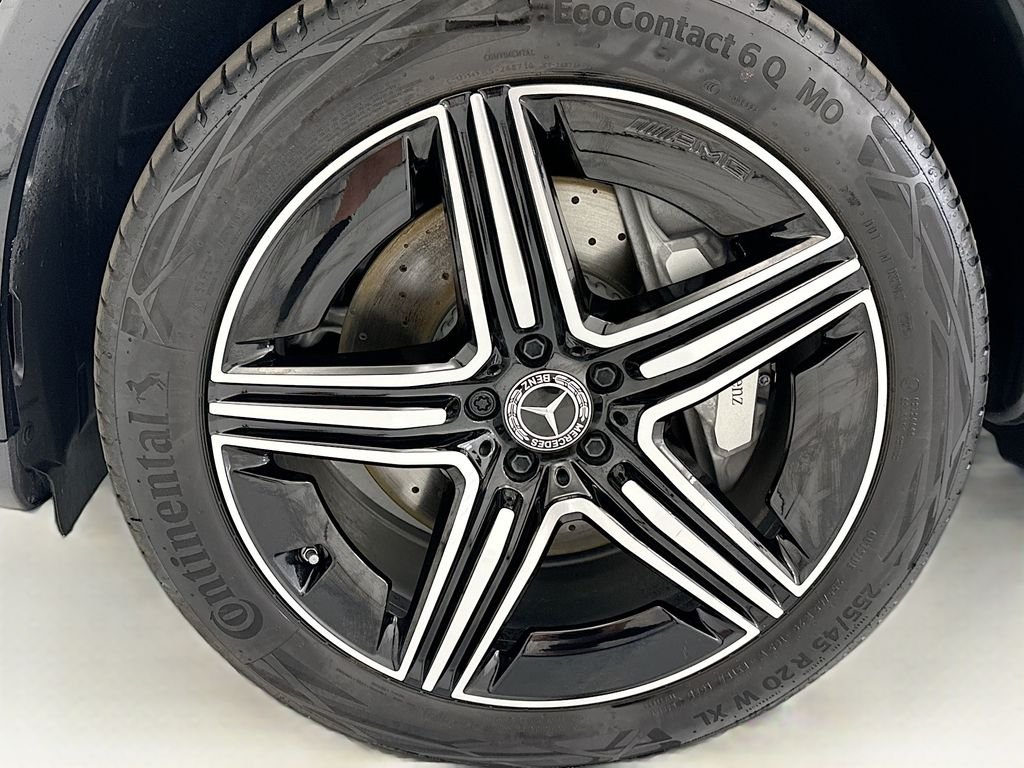 Certified Used 2026 Black Mercedes-Benz GLC 300 image 29
