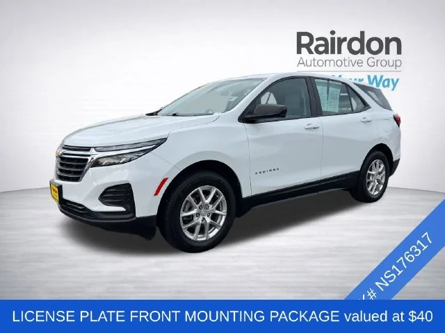 Used 2022 Summit White Chevrolet LS image 3