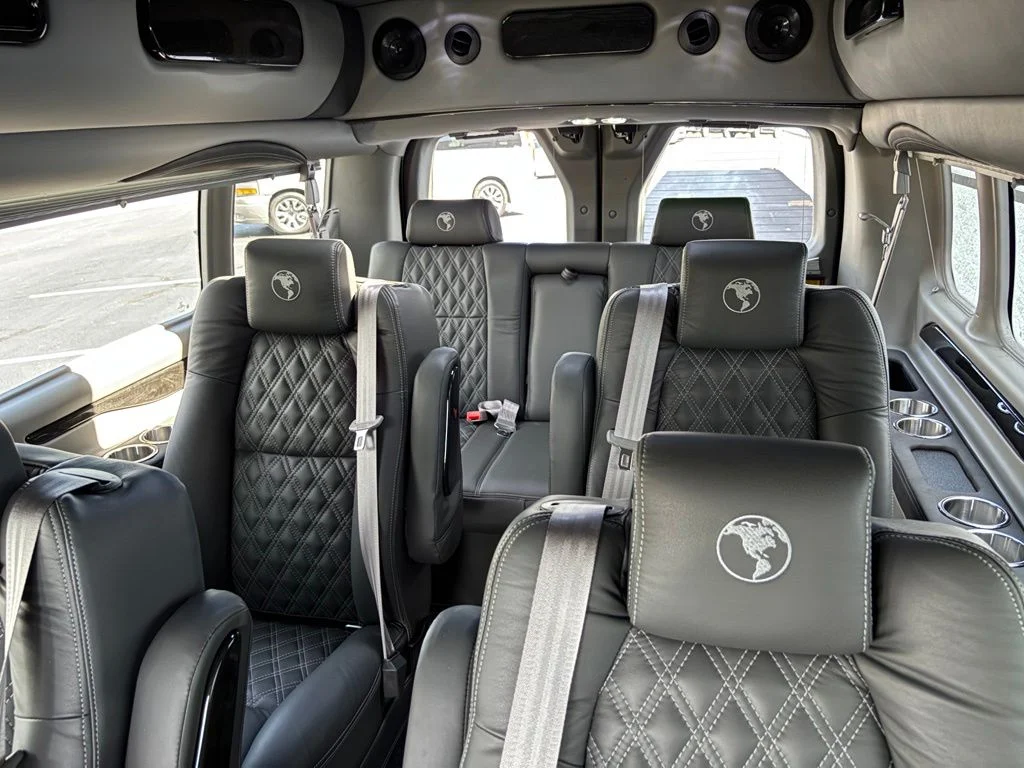 New 2026 Gray Ford Explorer Limited SE image 42