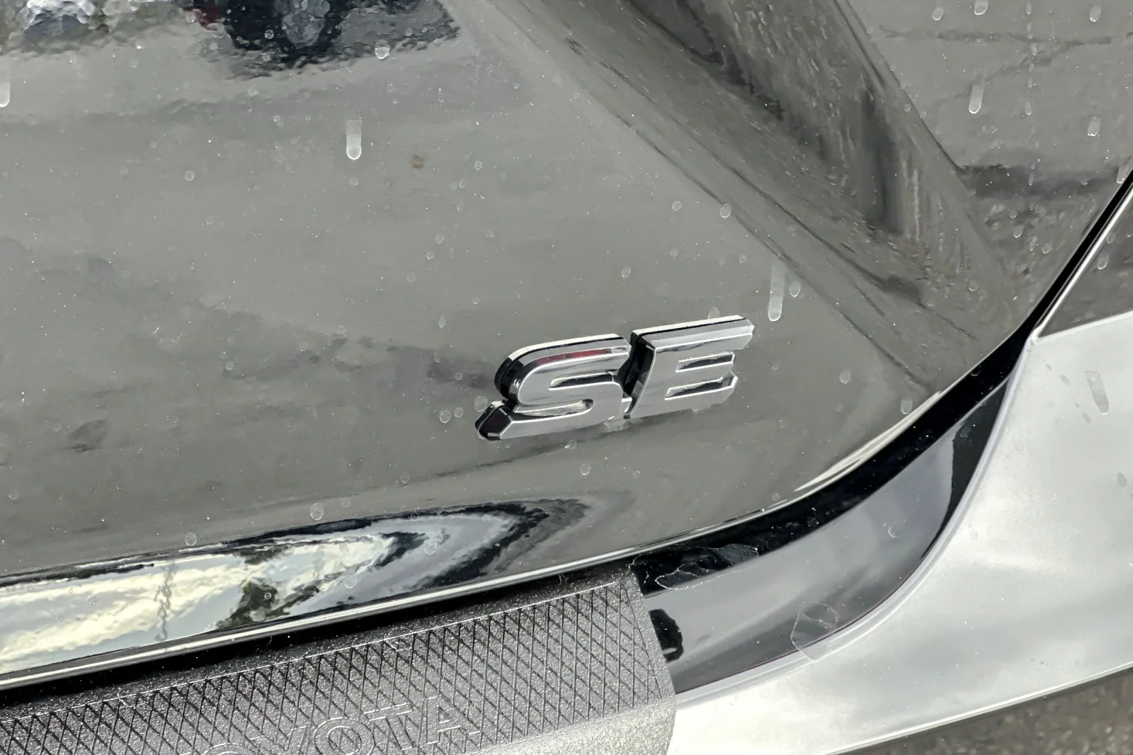 2026 Toyota Camry SE - Photo 25