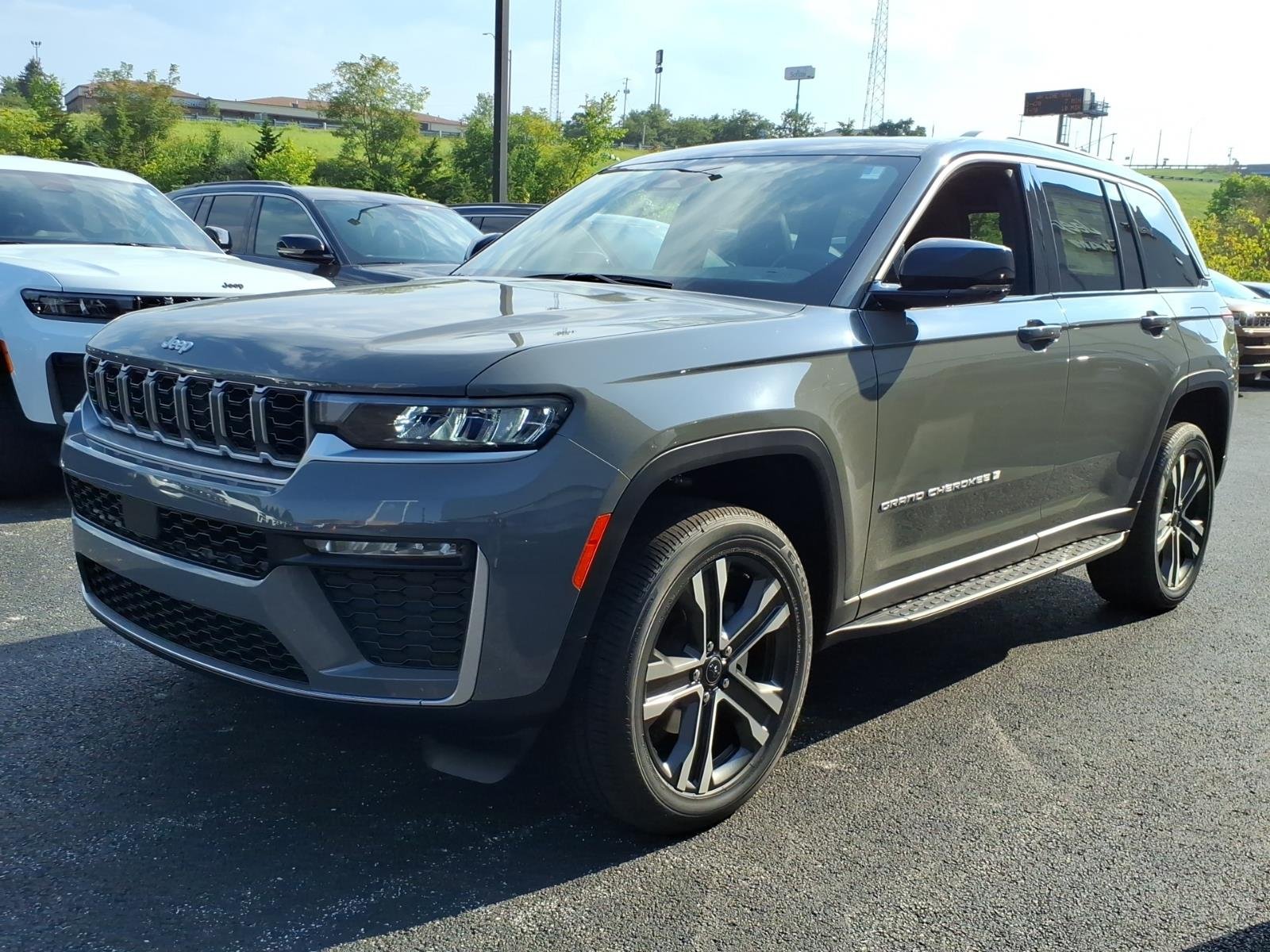 2027 Jeep Grand Cherokee