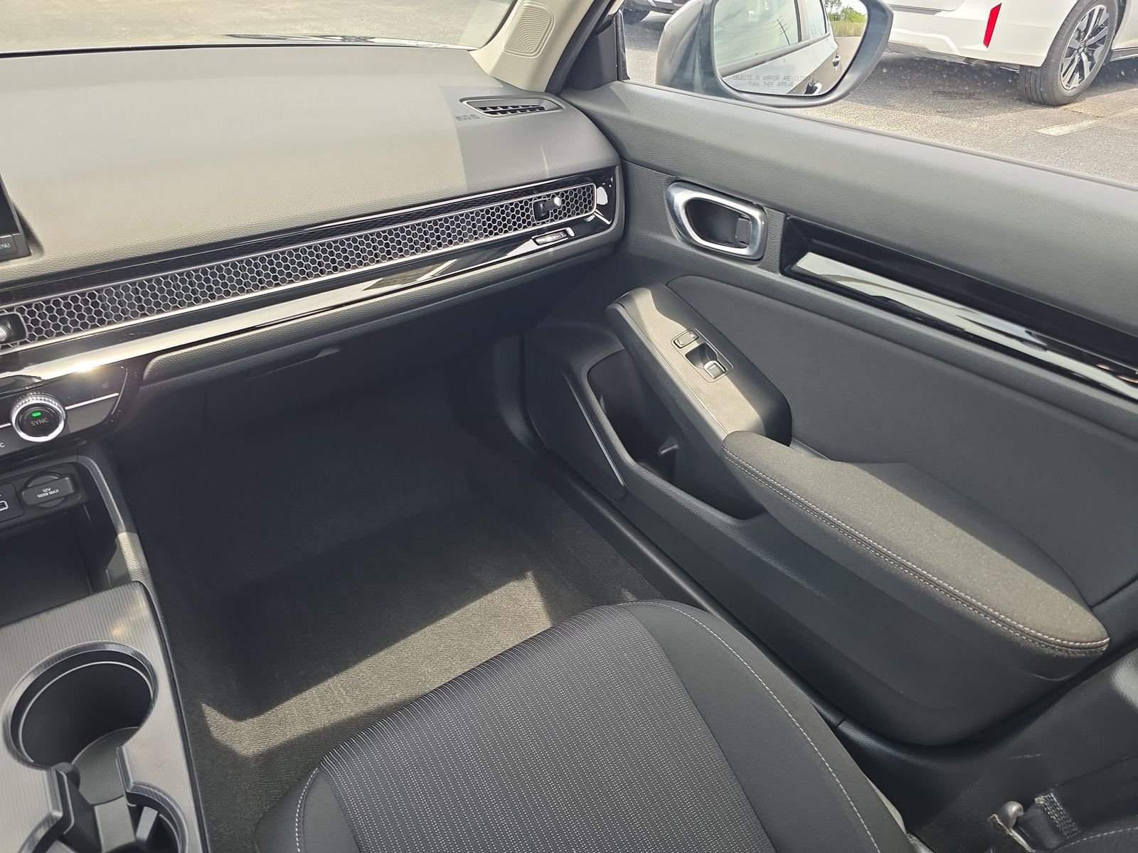2024 Honda Civic EX - Photo 12