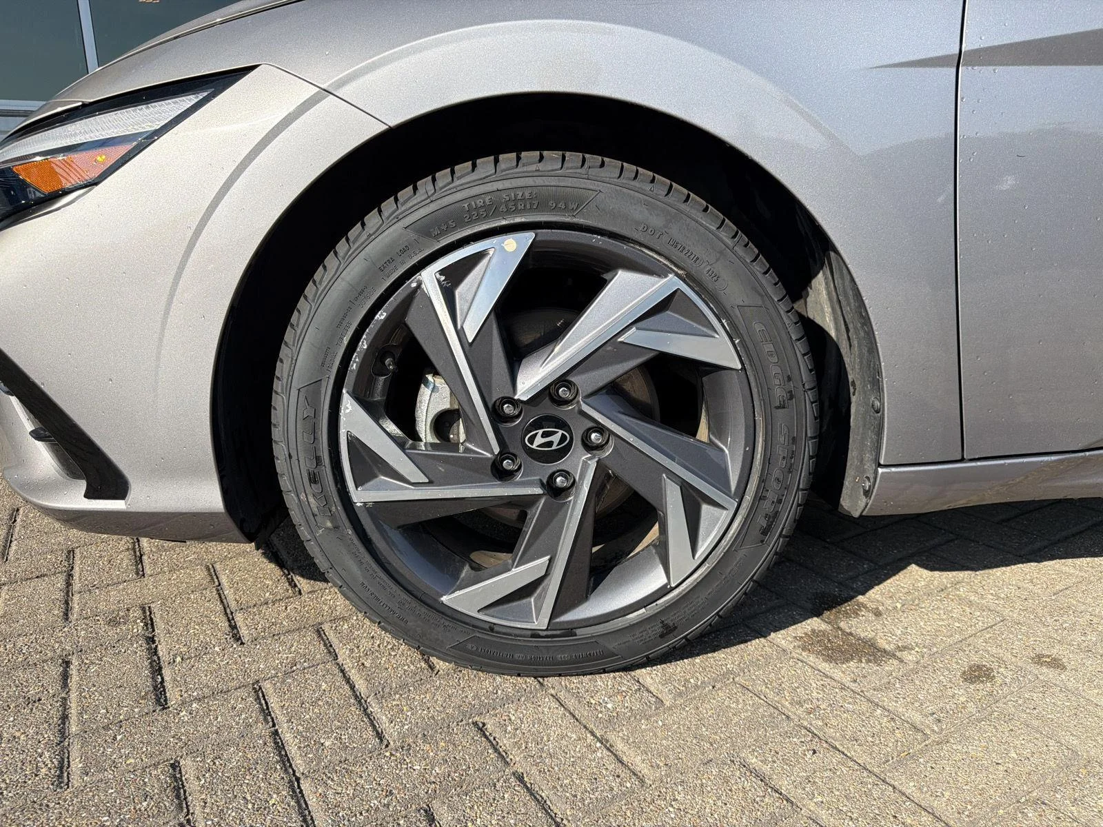 Used 2025 Fluid Metal Hyundai SEL Convenience image 10