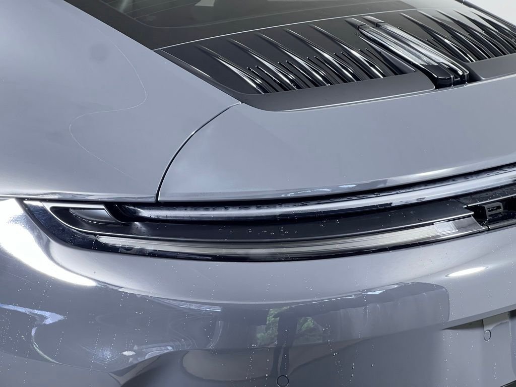 Certified Used 2025  Porsche Carrera image 16