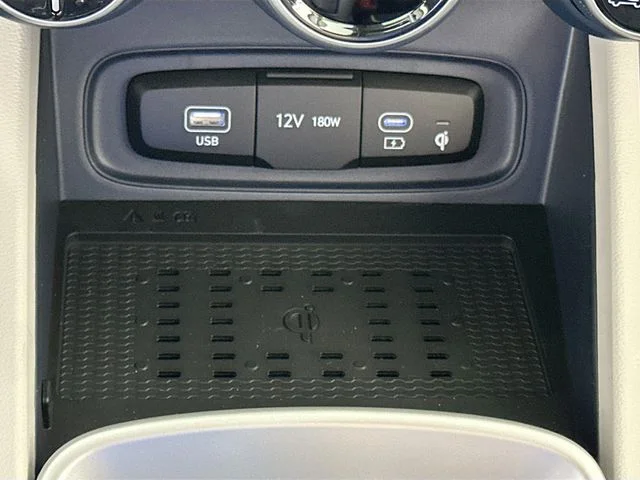 New 2026 White Hyundai SEL image 17