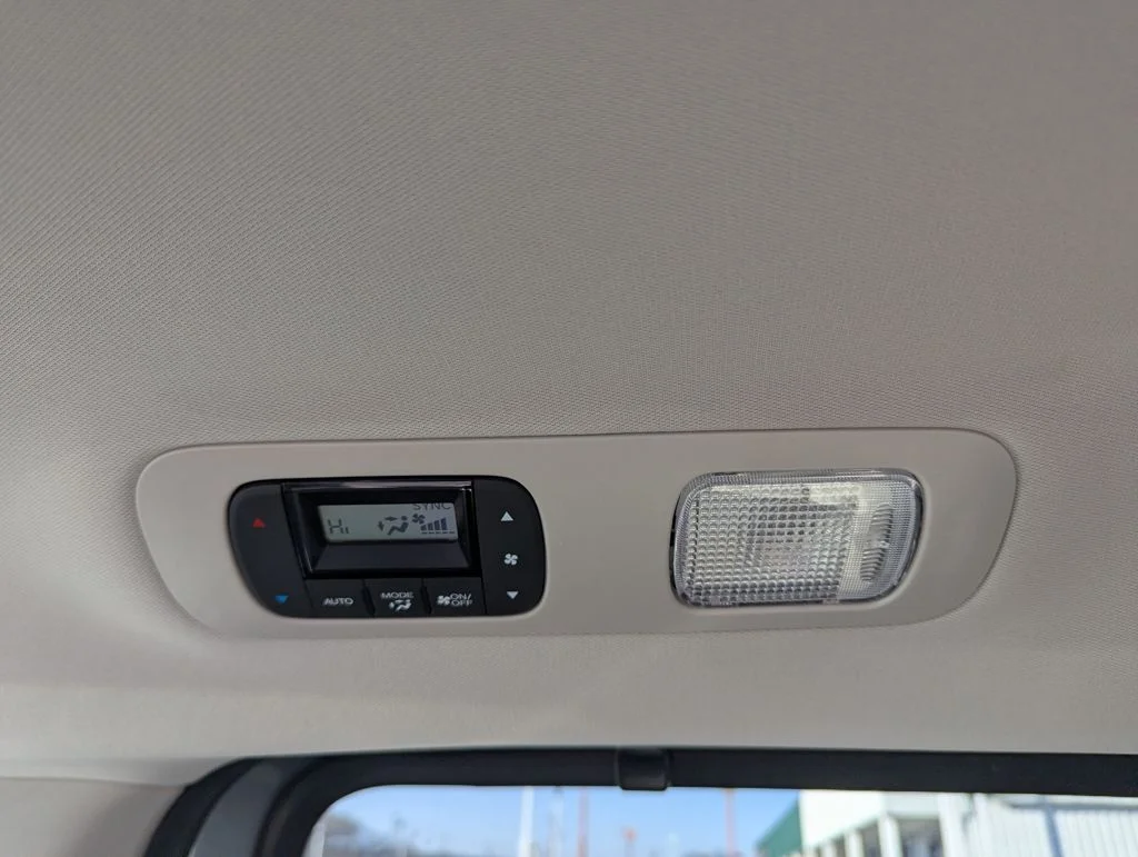 2026 Honda Odyssey Touring - Photo 13
